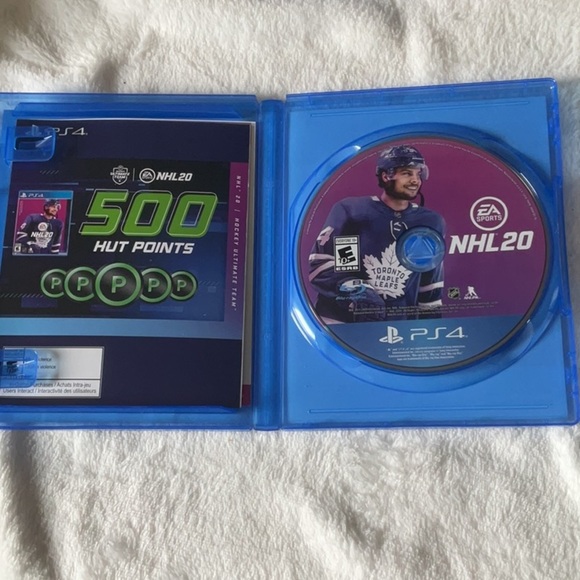 NHL 20 for PS4 - Blue Case - Picture 2 of 2